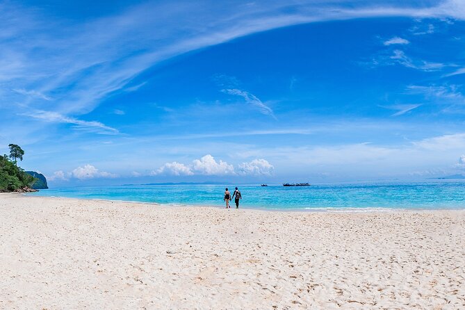 Bamboo Island, Pileh Bay & Phi Phi Island Snorkeling Tour from Phuket - Phi Phi Don lunch: your break, your refuel, your reset
