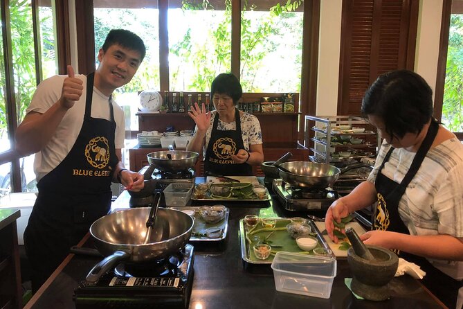 Blue Elephant Thai Cooking Class with Additional Dessert in Phuket - Station coaching and timing: what a good class feels like at 3 pm