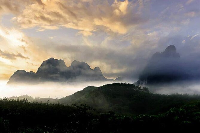 Cheow Lan Lake and Samet Nangshe Day Trip - Wat Maha That Wachiramongkol: a calm cultural reset