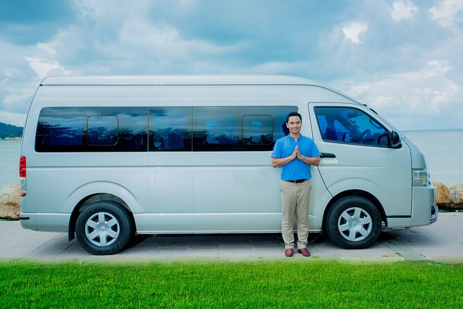 Departure Private Airport Transfer : Phuket Hotel to Phuket Airport - The Airport Ride: What the 1-Hour Trip Feels Like