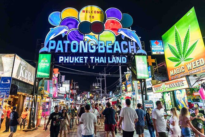 DIY Phuket City Tour Explore Freely with Private Car and Driver - Phuket Trickeye Museum: A Catch-All Stop for Different Travel Styles