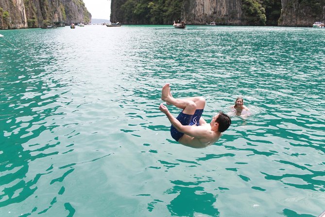 From Khao Lak : Full-Day Private Phi Phi Islands Speedboat Charter - Private Phi Phi speedboat charter from Khao Lak: what this day is really like