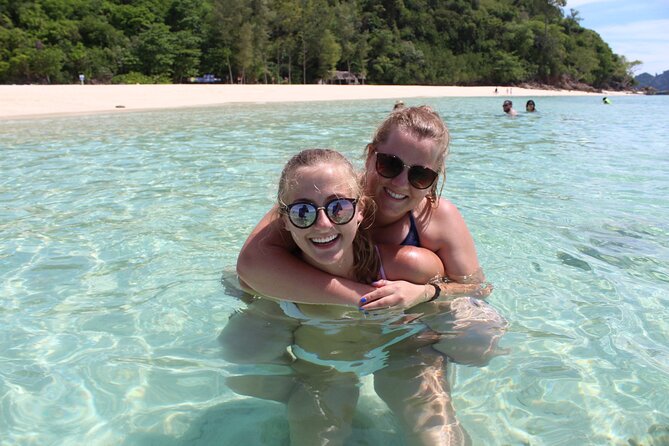 From Khao Lak : Full-Day Private Phi Phi Islands Speedboat Charter - Price and value: what $1,541.20 per group really buys