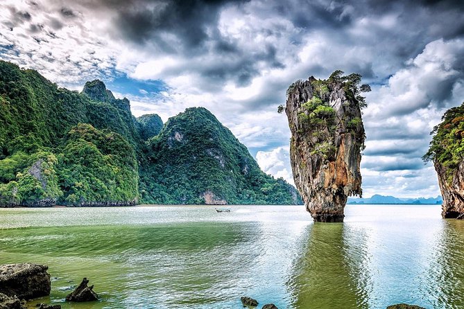 James Bond Island Adventure: Speedboat & Canoe Expedition - Phang Nga Bay: Ko Khao Phing Kan and Ko Tapu from the water