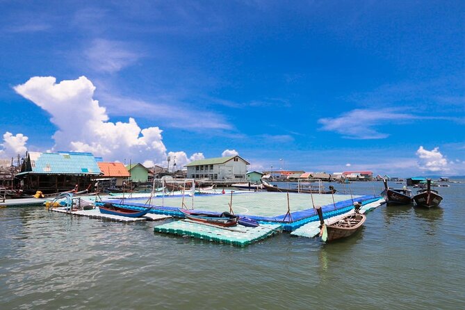 James Bond Island and Phang Nga Bay Tour + Canoeing By Speedboat From Phuket - Stop 3: Lunch at Khao Phing Kan—when breaks feel real
