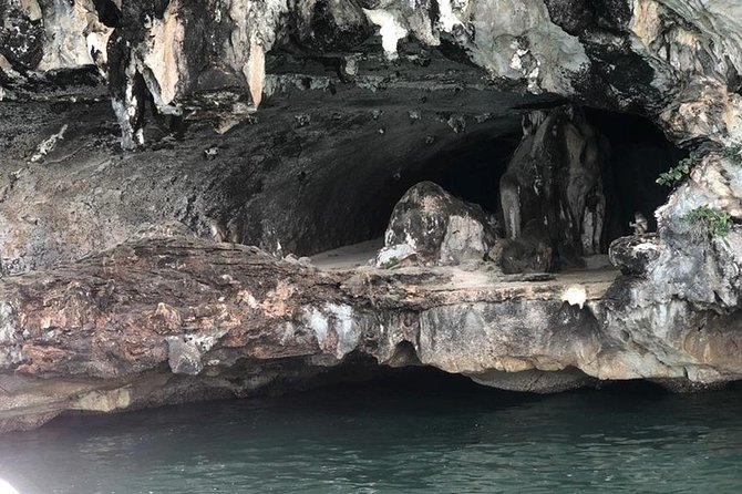 James Bond Island, Panak & Hong Island Trip + 1 Canoeing By Big Boat From Phuket - Koh Panyi floating village stop: culture in a short window