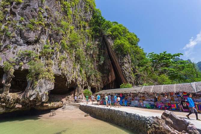 James Bond Island & Phang Nga Bay Sea Canoeing Day Tour By Big Boat From Phuket - Ko Khao Phing Kan: final walk and the last views