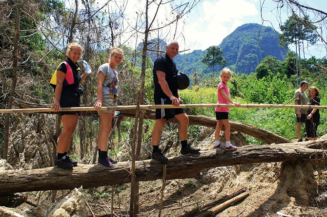 Khao Sok Adventure: Jungle Safari in Thailand’s Oldest Rainforest - Ton Prai Waterfall: the mini jungle trek that starts the day right