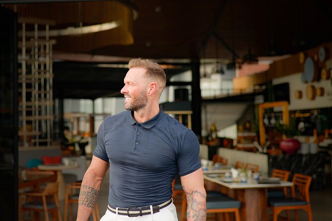 Lifestyle portrait photoshoot in Phuket - Bringing outfits: 2–3 changes that actually work in 90 minutes