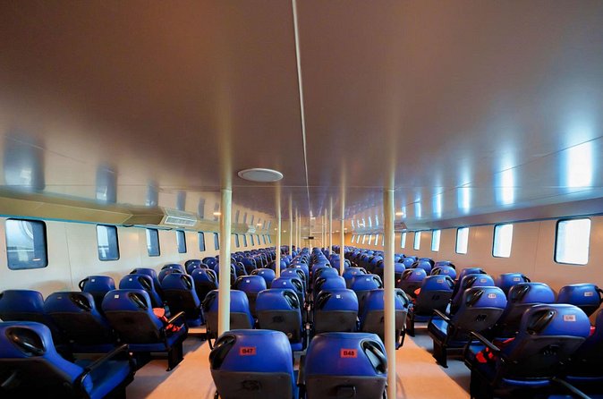 One Way Phi Phi Island Cruise with Normal Seats to/from Phuket - The actual ferry time: what to do during the 2 hours