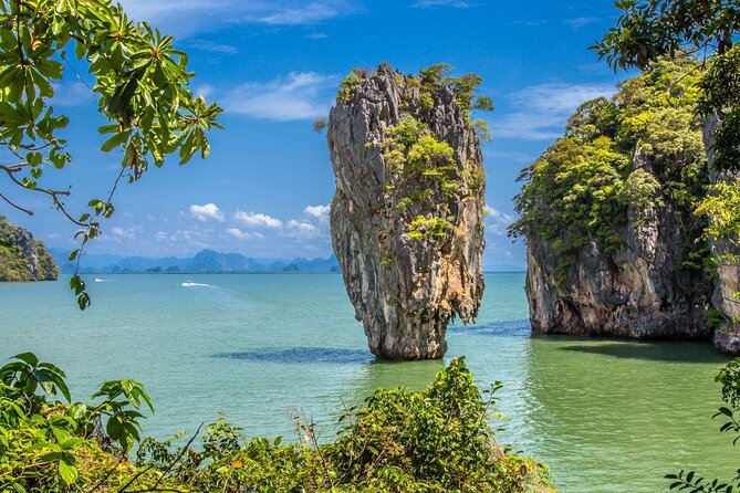 Phang Nga Bay (James Bond Island) & Monkey Cave · by Long tail Boat - Key things to know before you go