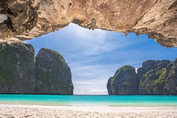 Phi Phi Bamboo Islands Fullday - Premium - Maya Bay (45 minutes): the movie-famous shoreline, minus the stress