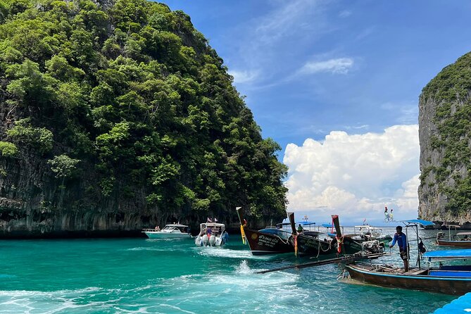 Phi Phi Island Adventure Day Tour from Phuket Speedboat/Catamaran - Ko Phi Phi Le and Loh Samah Bay: scenery stops that set the mood