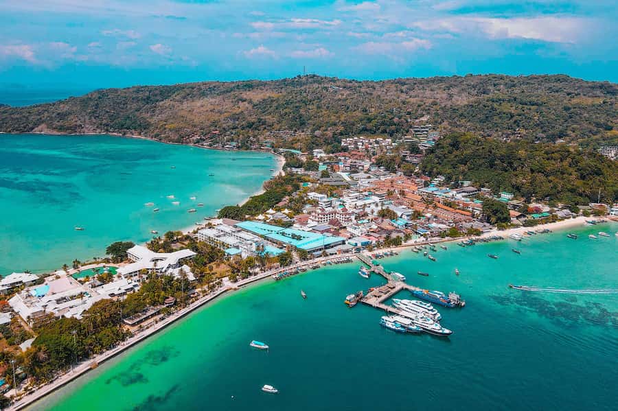 Phi Phi Island Highlights: Cruise, Snorkel & Buffet Lunch - Snorkeling on the Phi Phi Islands: gear included, time matters