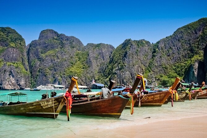 Phi Phi island Tour by Big Boat - The big-boat style: what it means for your comfort and time on the water