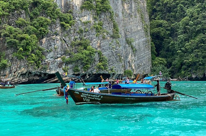 Phi Phi island Tour by Big Boat - Who this Phi Phi Big Boat tour fits best