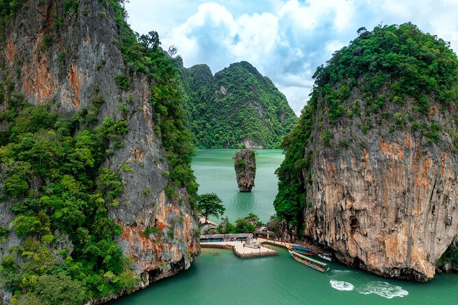 Phi Phi + James Bond islands Full day - Combo - Royal Phuket Marina, pickups, and the rhythm of a 9.5-hour day