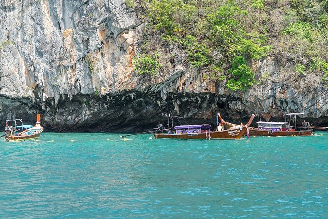 Phi Phi - Khai/Bamboo Islands Tour with Lunch by Speed Catamaran - Khai Nok and the Khai Islands: small sand, big water time, then you’re back