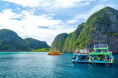 Phi Phi Khai Islands Excursion with Seaview & Lunch by speedboat - Speedboat Ride and Sea-Sickness Tips You’ll Actually Use