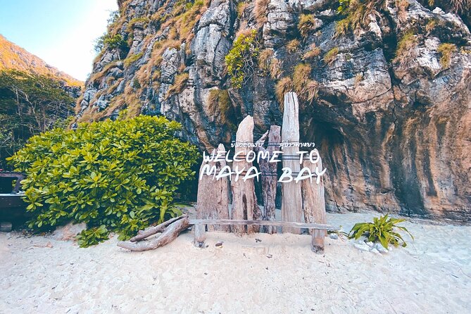 PHI PHI & MAYA & BAMBOO Premium Catamaran Max 28 pax - Phuket Town Pickup and the Pace of a 7–8 Hour Island Day