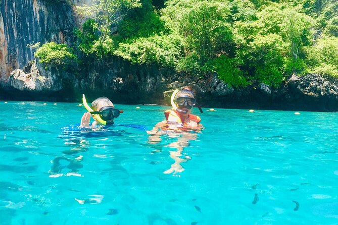 Phi Phi, Maya Bay and Khai Island Tour from Phuket - Ko Phi Phi Don Lunch Break: Sea-View Buffet Time