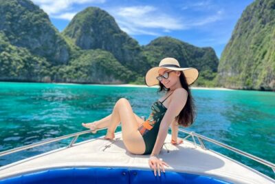 Phi Phi, Maya Bay, Khai Island & Seaview Lunch PREMIUM TRIP - Getting to Rassada Harbor: snacks, insurance, then go-time