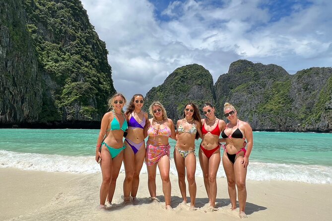 Phi Phi, Maya Bay, Khai Island & Seaview Lunch PREMIUM TRIP - Phi Phi Don: buffet lunch that anchors the middle of the day
