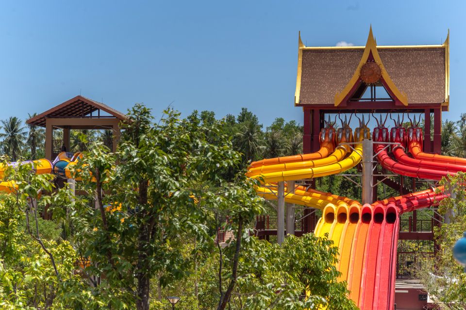 Phuket: Andamanda Water Park Ticket - The 3-meter wave pool and surf-style fun