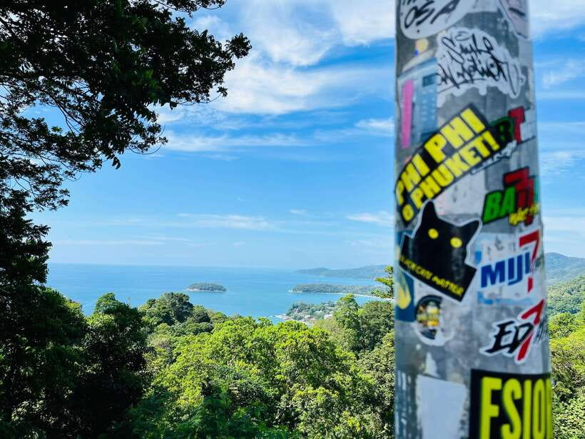 Phuket: Big Buddha View Wat Chalong, Old Town Guided Tour - Cashew Nut Factory and Souvenirs: Helpful Stop or Time Sink