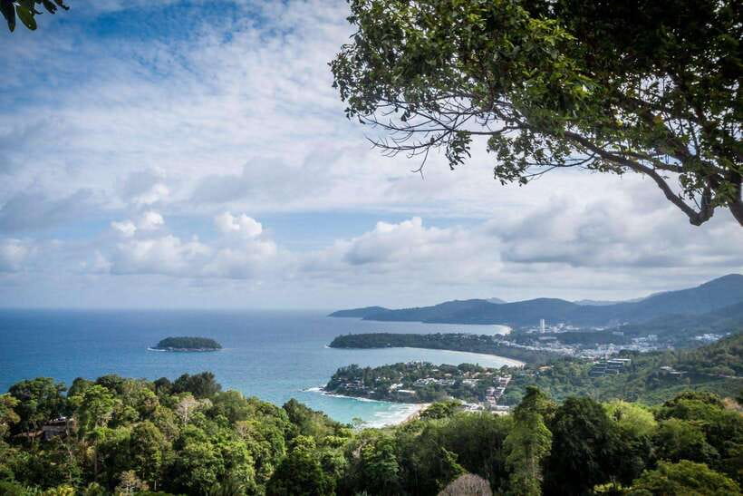 Phuket City Tour with Viewpoints, Temples & Elephant Feeding - Phuket in one day: the mix that makes this tour work