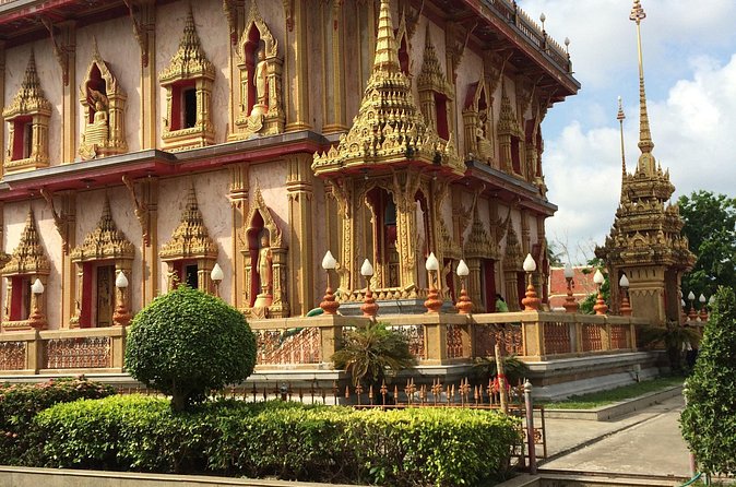 Phuket Full Day City tour & Lunch & Tiger Park - Cashew and pearl stops: shopping, but with practical takeaways