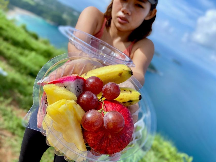 Phuket: Hiking to Sunrise - Picnic breakfast with local fruits and Phuket snacks