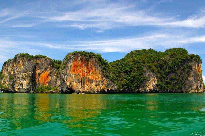 Phuket: James Bond Island by Premium Speedboat with Lunch - Ko Panyi buffet lunch: eating well while staying in the story