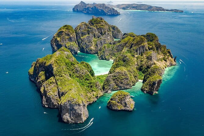 Phuket: James Bond Island by Speedboat - Khao Phing Kan (James Bond Island): Photos, Souvenirs, and Time to Look