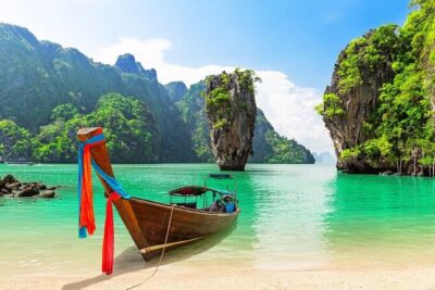 Phuket: James Bond Island + Canoe Longtail Small Group Boat Tour - Panyee Island (Ko Panyi): A Floating Village You Can Walk Through