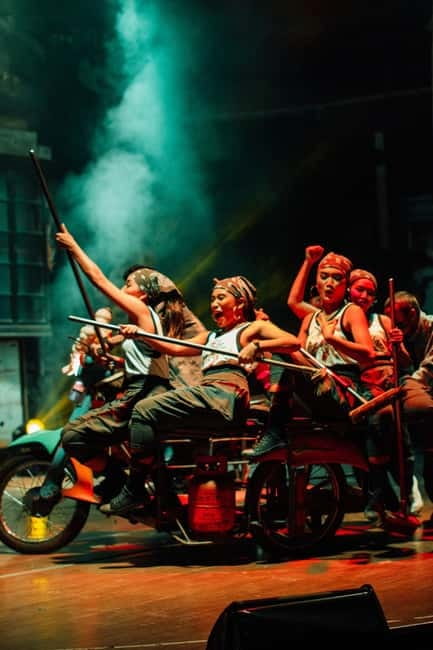 Phuket: Junkyard Theatre Dinner & Show - Show Only Ticket - The sets: why the junkyard aesthetic can feel surprisingly polished