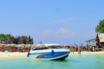 Phuket Khai Islands Half-Day Tour: White Sands & Crystal Waters - Pickup, boat logistics, and what to pack for a smoother ride