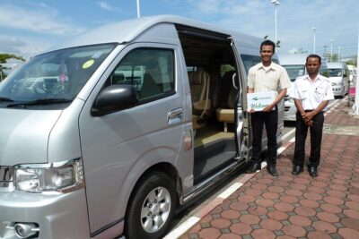 Phuket Minibus Rental with Driver and Guide - How 4 hours versus 8 hours changes what you can actually do
