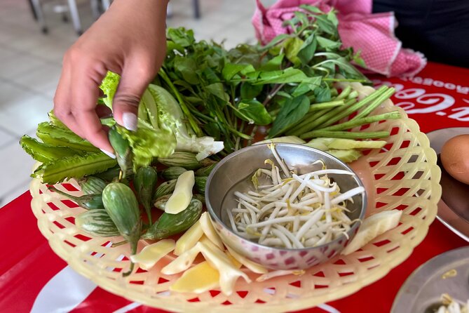 Phuket Old Town Food Tour with 10+ Locals' Favorites Tastings - Your Guide Factor: Eating With Local Connections (Gigi’s Example)