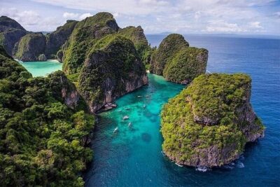 PHUKET: Phi Phi-Maya-Yao Yai-Khai Island by Speed Boat with Lunch - The Speed Boat Day: What It Feels Like When Everyone Wants the Same Islands