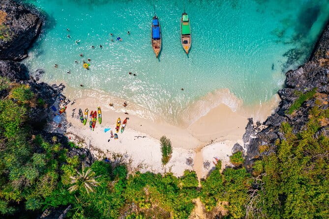 Phuket Private Speed Boat Tours - Private speedboat style: Phuket pickup to Phi Phi without the chaos