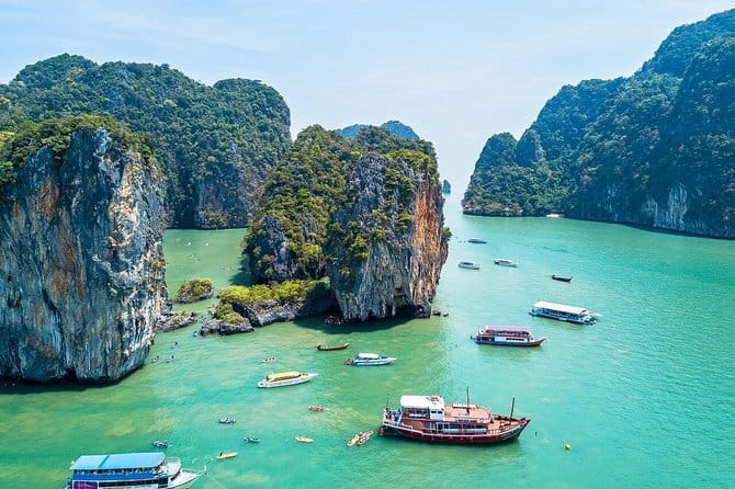 Phuket Private Speed Boat Tours - The one watch-out: choppy water and short windows between water breaks