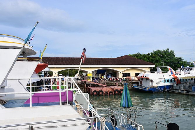 Phuket to Koh Lanta by Satun Pakbara Speed Boat - Phuket Hotel Pickup to Rassada Pier: Start Smooth