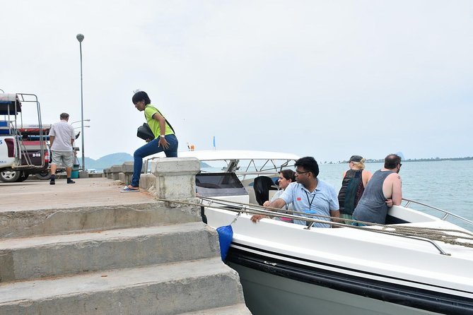 Phuket to Koh Yao Yai/Koh Yao Noi by Green Planet Speed Boat - Arrival at Klong Hia or Manoh Pier: Your Island Game Plan