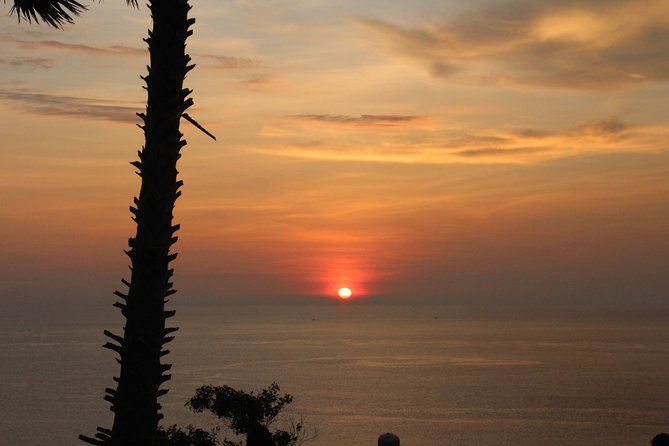 Private local city tour with english speaking driver - Why this private Phuket tour works for your first days