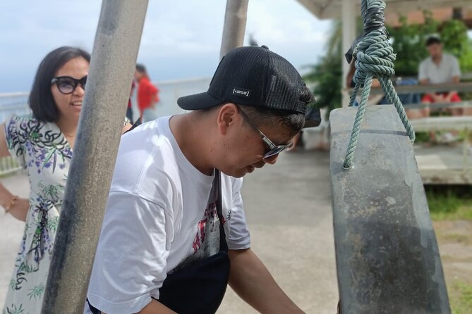 Private Tour: Phuket Highlights by Van and Licensed Guide - Big Buddha on Nakkerd Hill: the temple with scale