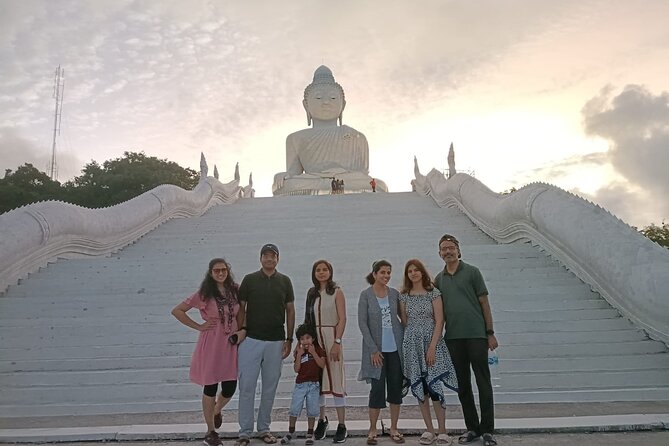 Private Tour: Phuket Highlights by Van and Licensed Guide - Wat Chalong (Chaithararam): the monks and the everyday faith