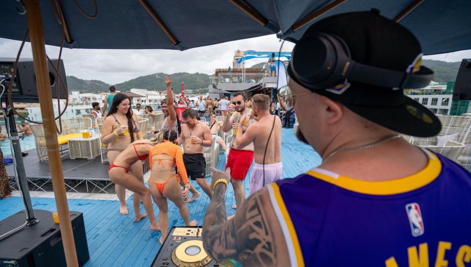Sailaway Pool Party Phuket - Food On Site: Convenient, But Not Included