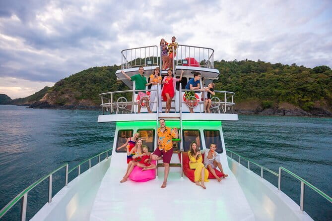Scenic Promthep & Krating Cape Dining Experience Cruise - The Buffet Dinner: BBQ Corn, Thai Curries, Indian Classics, and Veg Picks