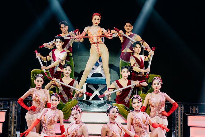 Simon Cabaret: Phuket’s Ladyboy Glamour Show - Family-Friendly? The Tone Has Limits